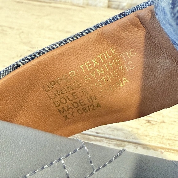 Kurt Geiger London Orson Denim Crystal Jewel Stud Ornament Slide Sandals Size 39 - Picture 15 of 16